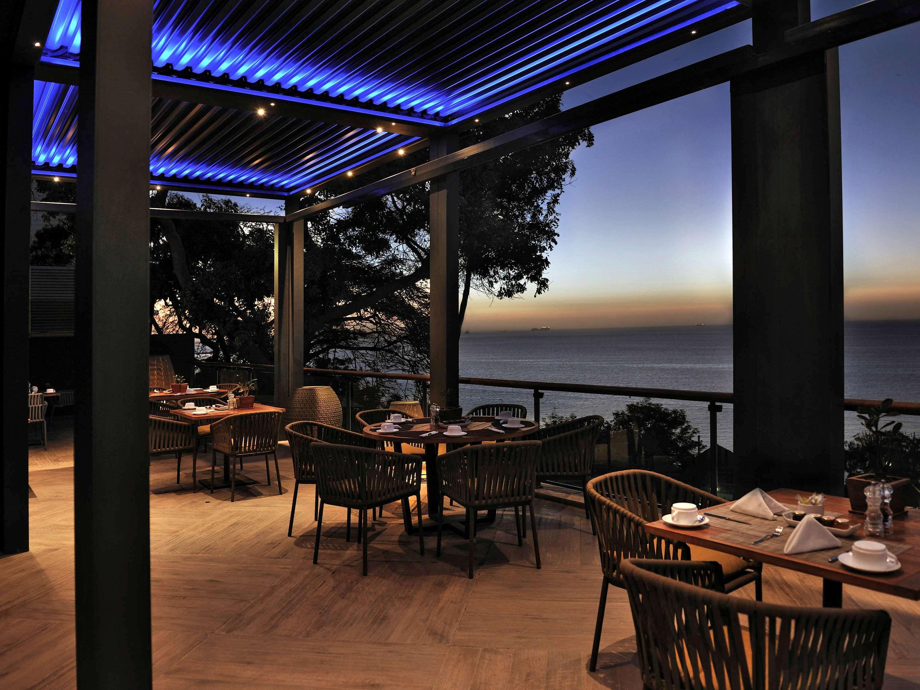 Pullman Dakar Teranga Hotel Bagian luar foto